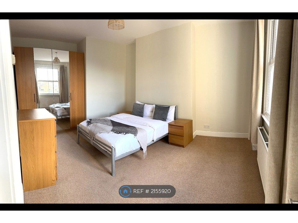 Property photo 1 of 6 Bedroom