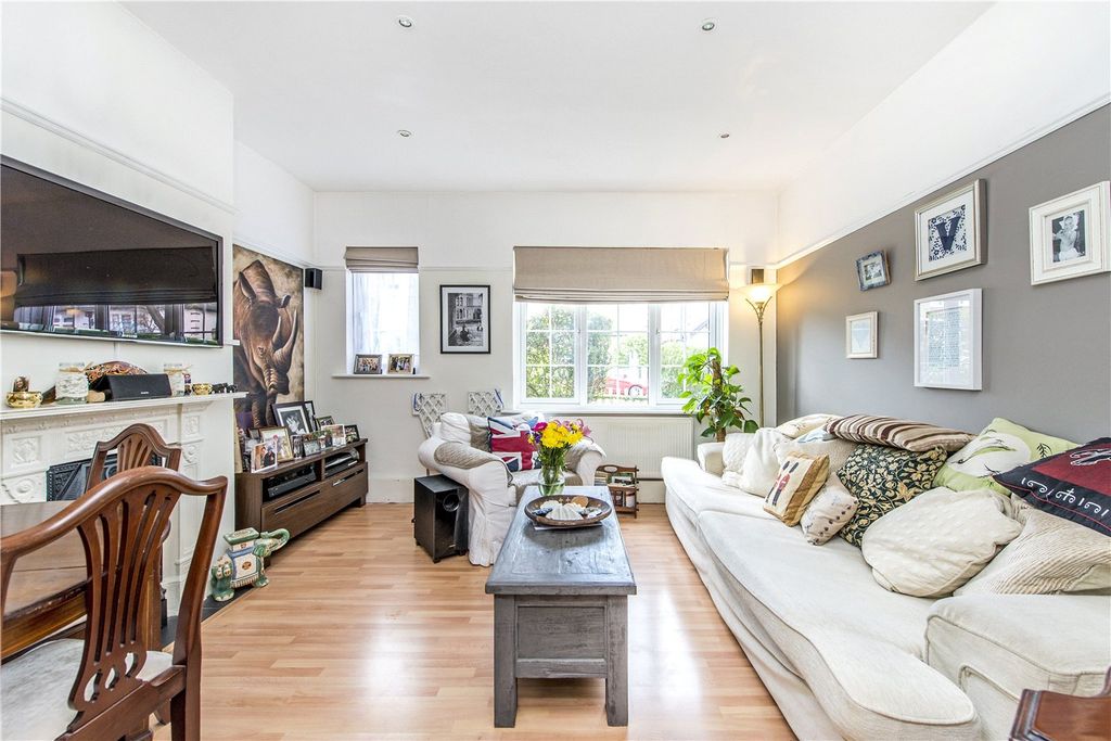 Property photo 2 of 12 Picture No. 06