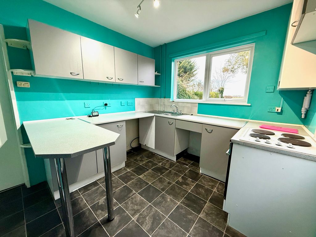 Property photo 3 of 8 Img_3444