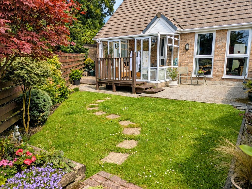 Property photo 2 of 16 External