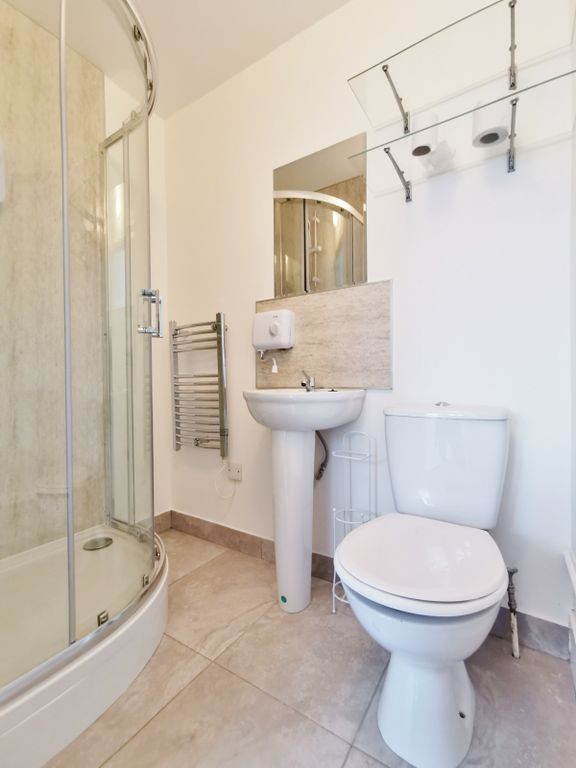 Property photo 3 of 5 Shower Room