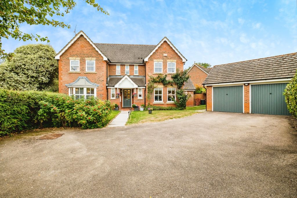 Property photo 1 of 19