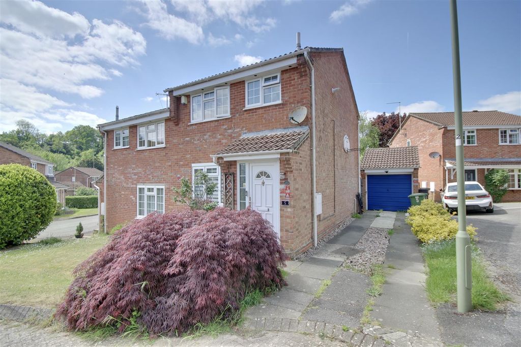 Property photo 2 of 11 2E08F2Ec-1580-4Afc-8F4D-52C4F30F1Af9_1_201_A.Jpeg