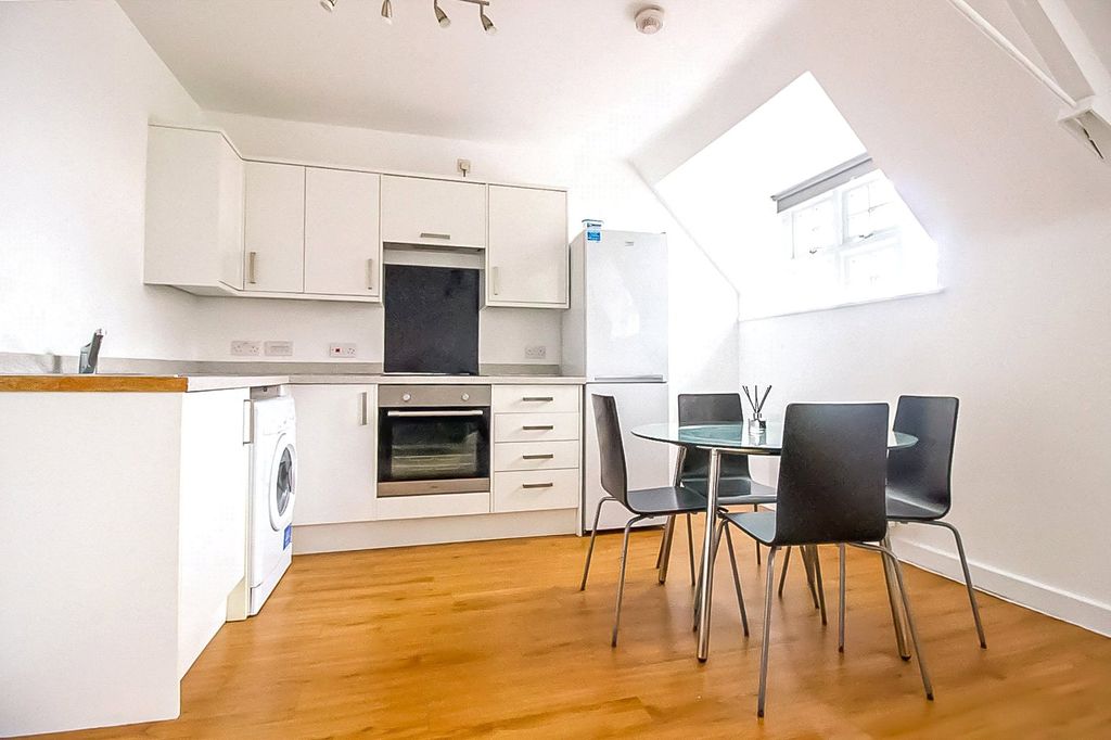 Property photo 1 of 11 Picture No. 63
