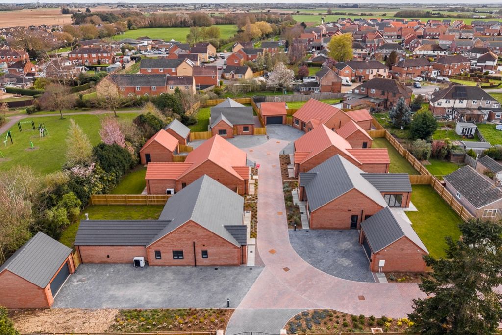 Property photo 1 of 23 Aerials Maple Way (Donington)-2