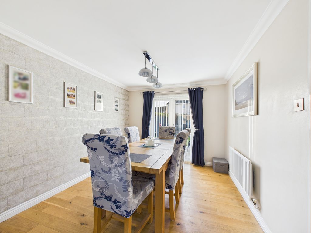 Property photo 3 of 41 Cam03185G0-Pr0127-Still008