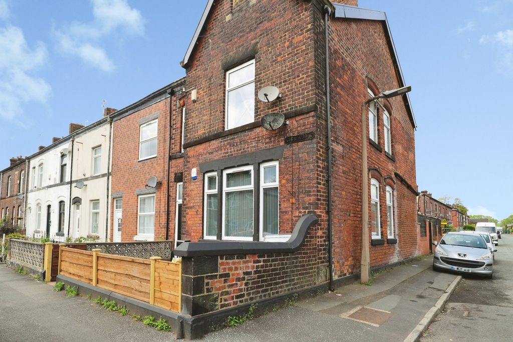 Property photo 1 of 20