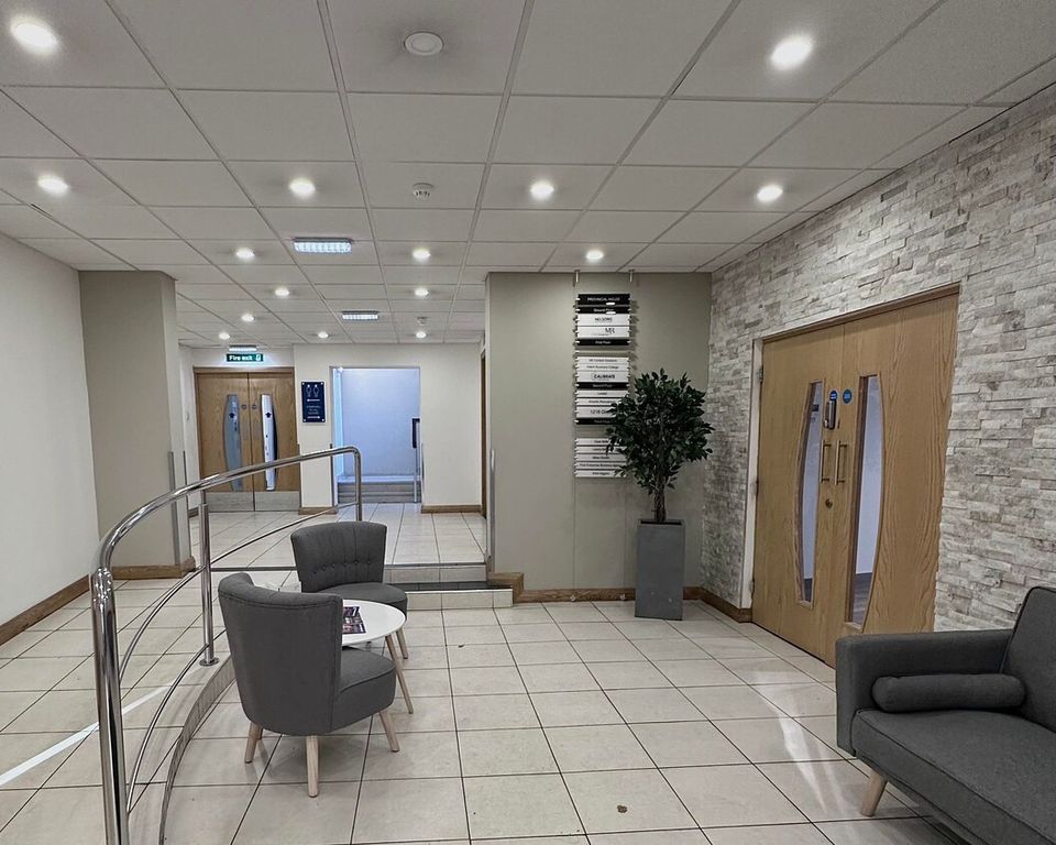 Property photo 3 of 10