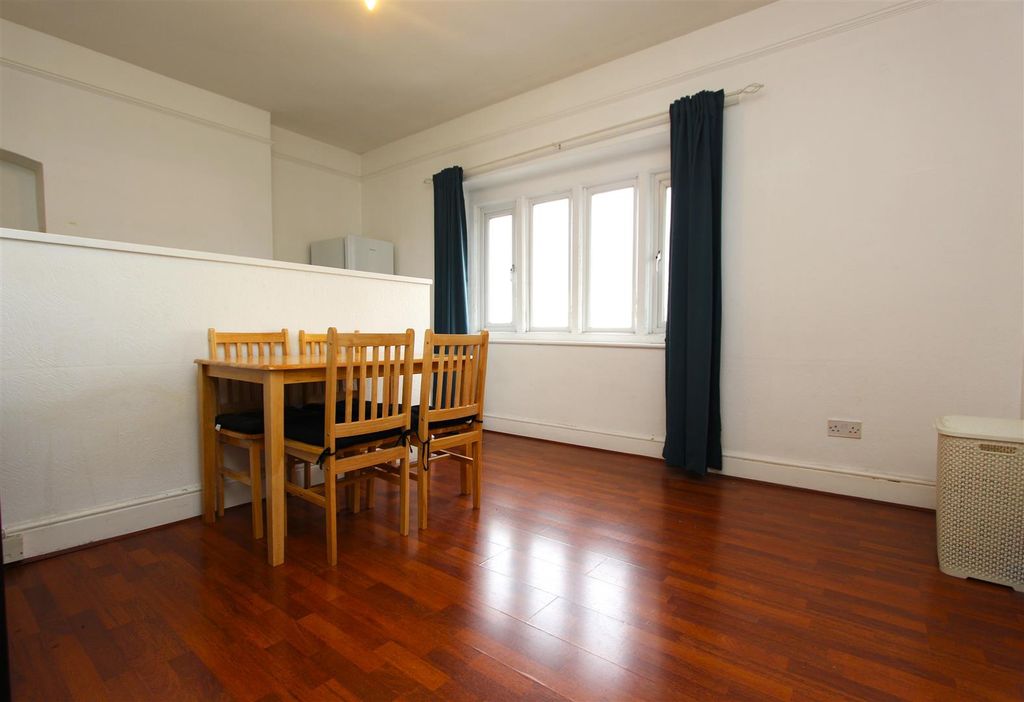 Property photo 1 of 4 Reception Room