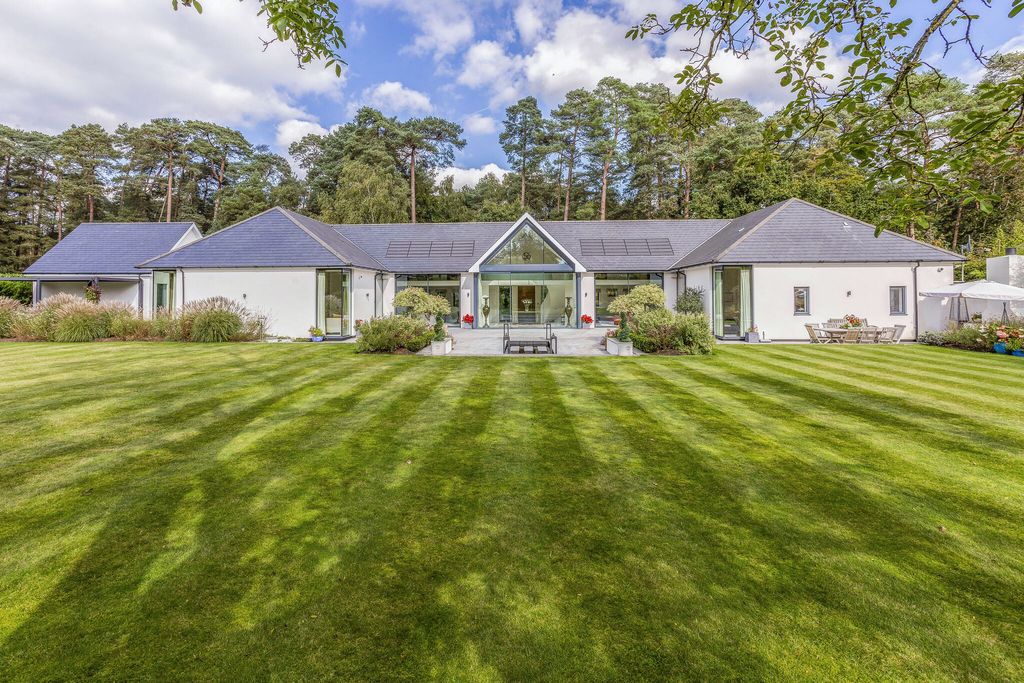 Property photo 1 of 47