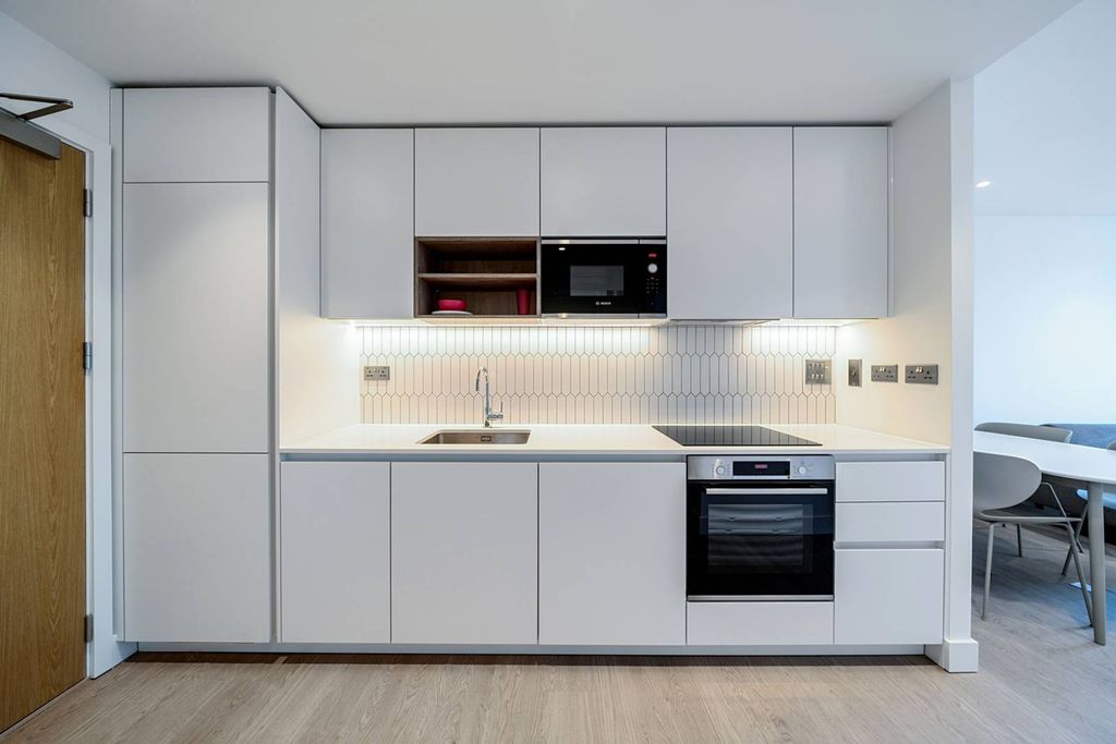 Property photo 2 of 26