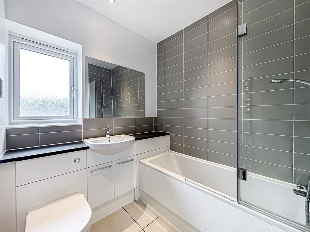 Property photo 3 of 13 Picture No. 10