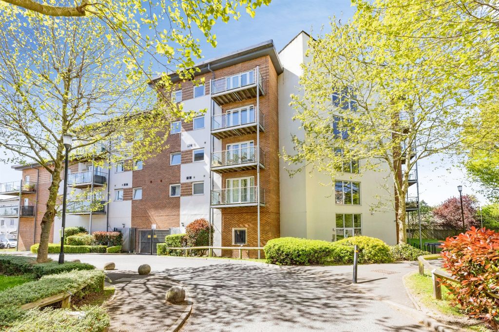 Property photo 1 of 14