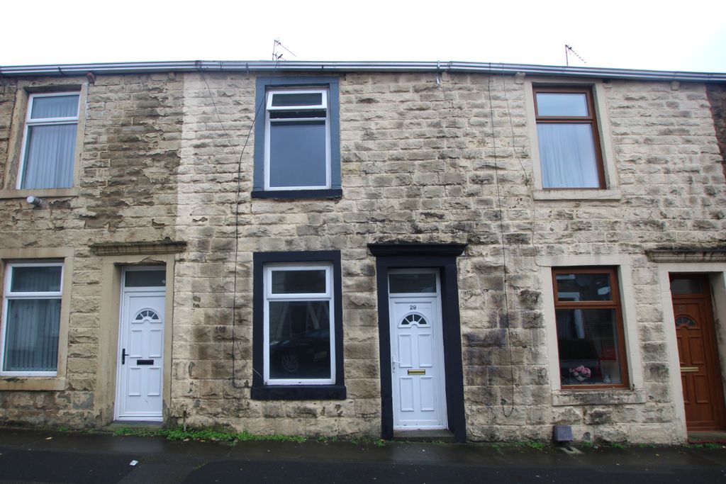 Property photo 1 of 6