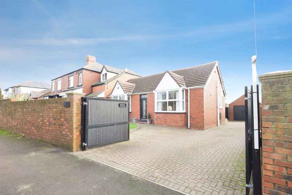 Property photo 1 of 26