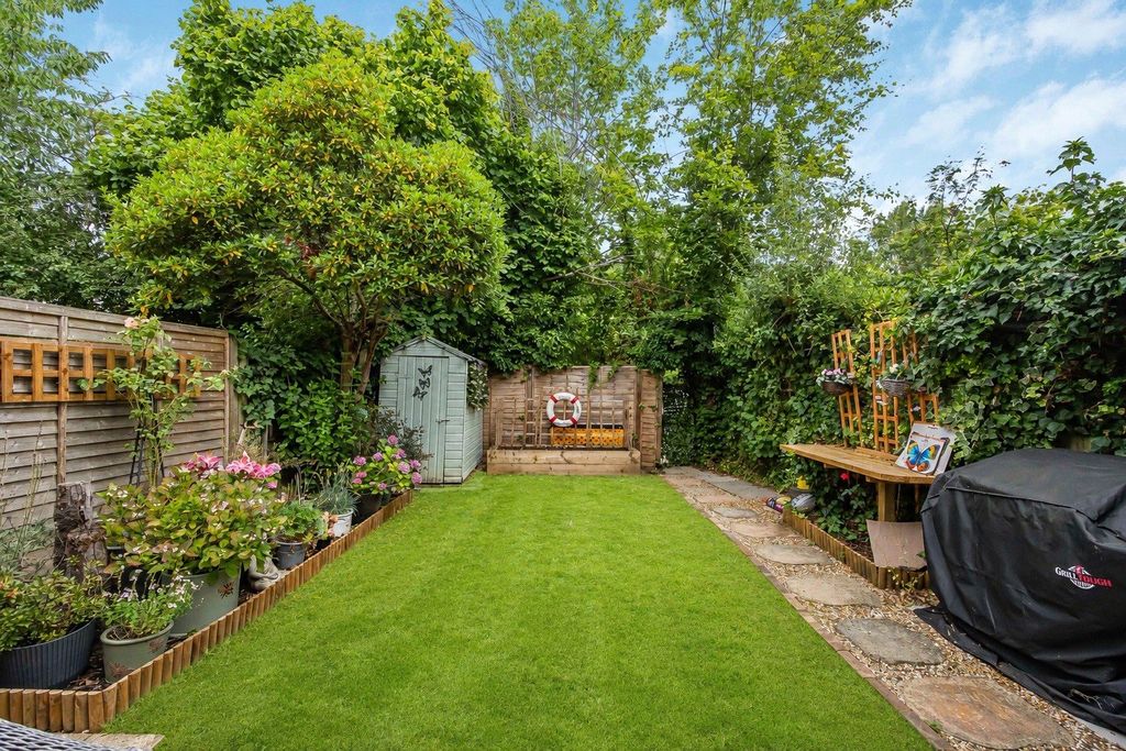 Property photo 3 of 11 Picture No. 02