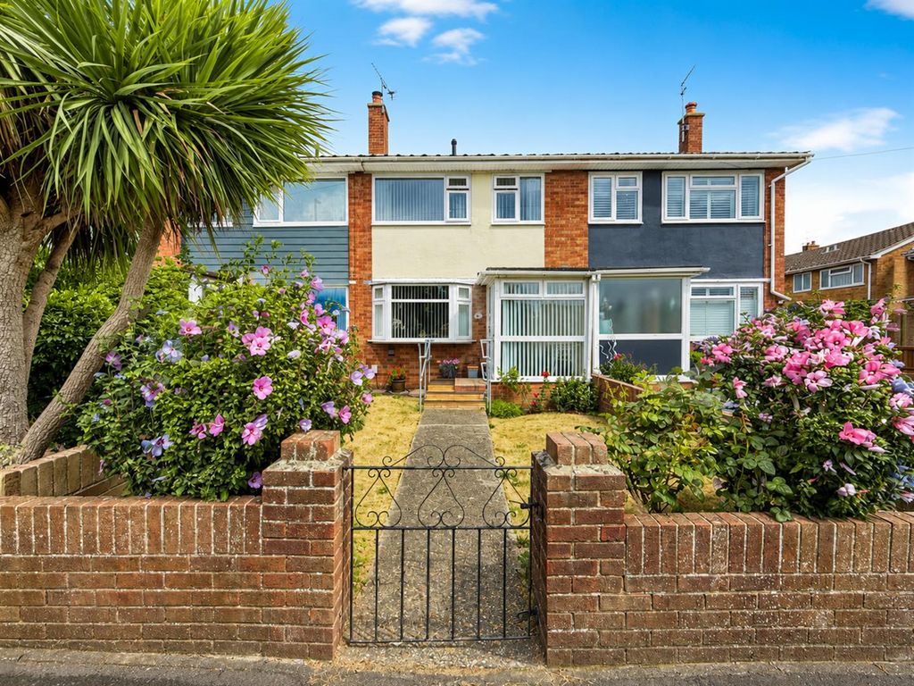 Property photo 1 of 16 99045880-4E96-45F5-975E-F3Ab01134Ea6.Jpg