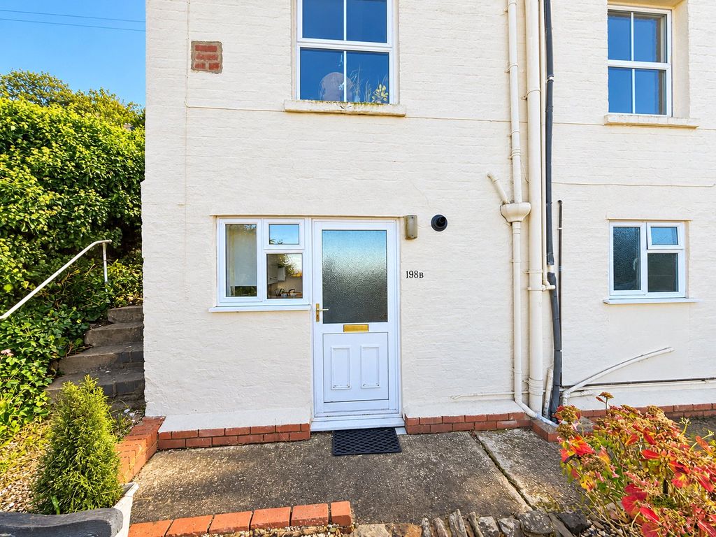 Property photo 1 of 7 Picture No. 10
