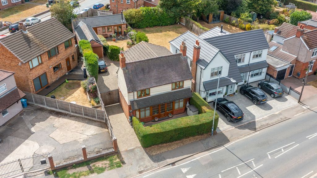 Property photo 1 of 45