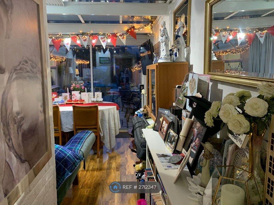 Property photo 3 of 15 Living Room