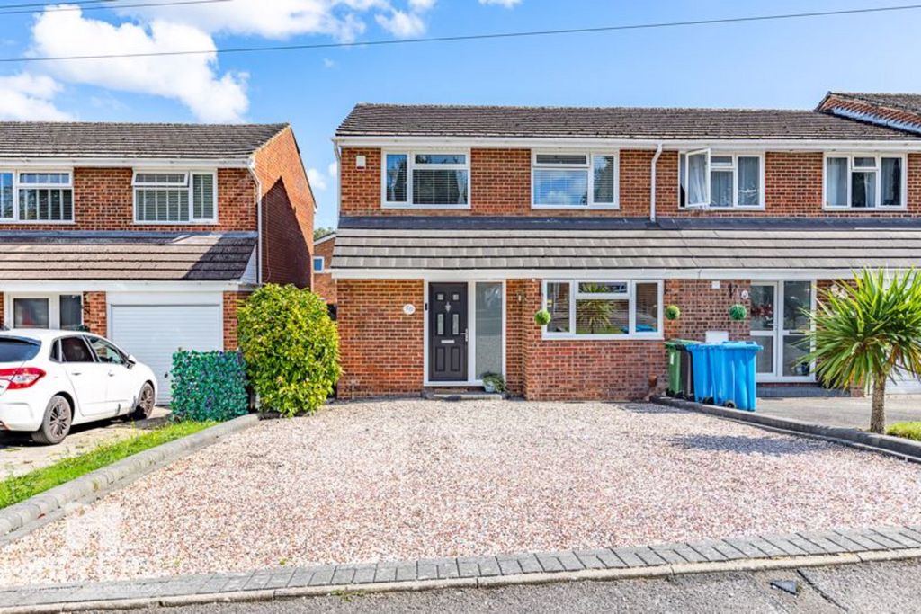 Property photo 1 of 11