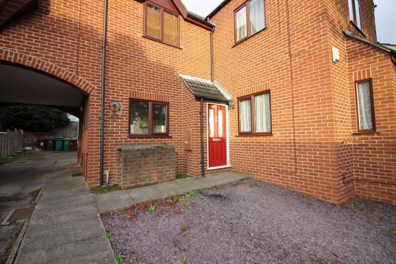 Property photo 1 of 6 Photo 10