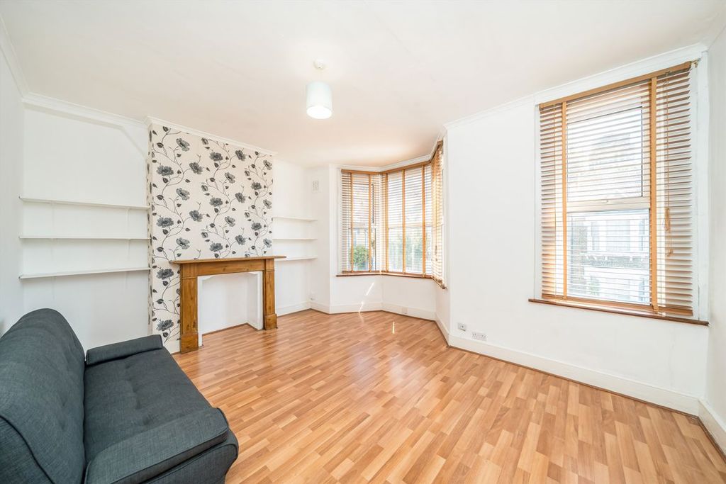 Property photo 2 of 4