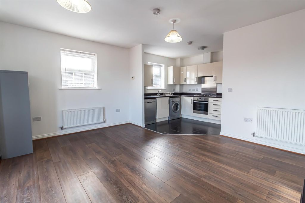 Property photo 1 of 10 Img_0493.Jpg