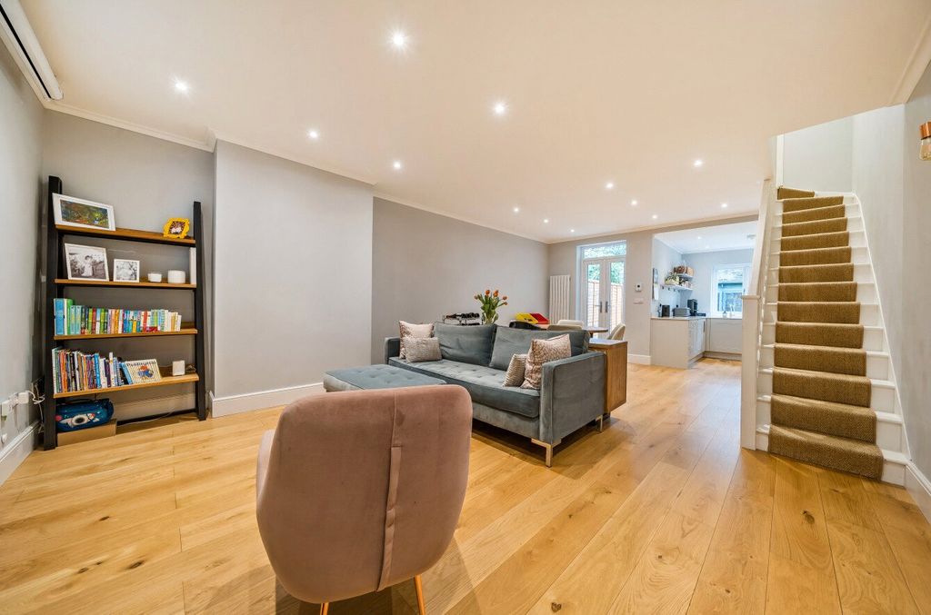 Property photo 2 of 20 1356829-15-68Dfb8...