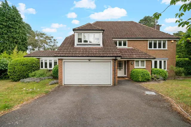 Property photo 1 of 23