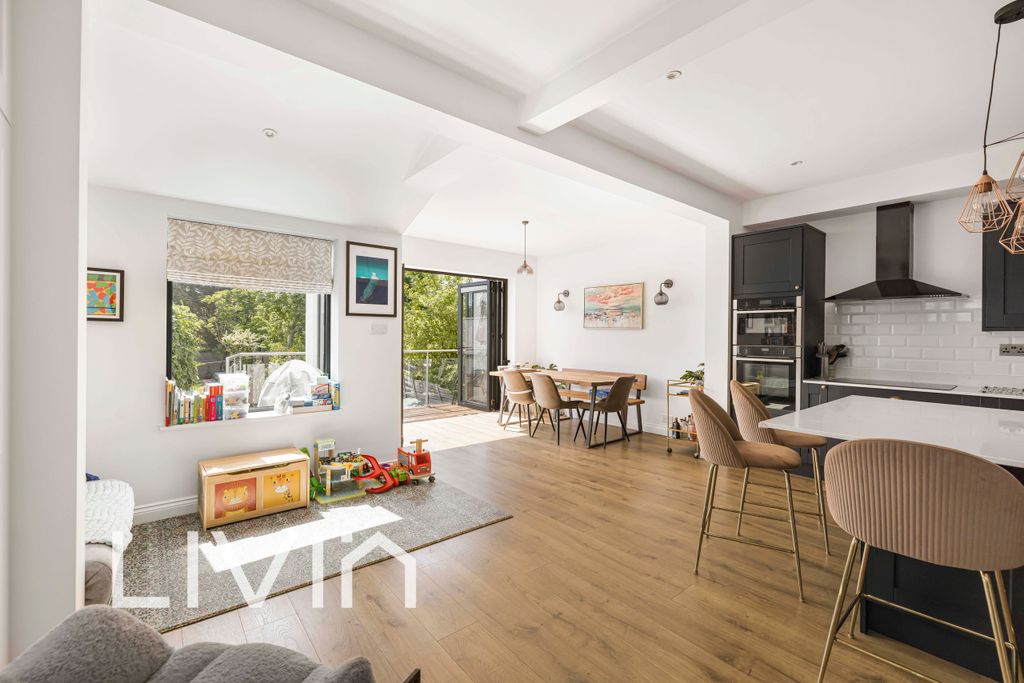 Property photo 1 of 28 120A1002