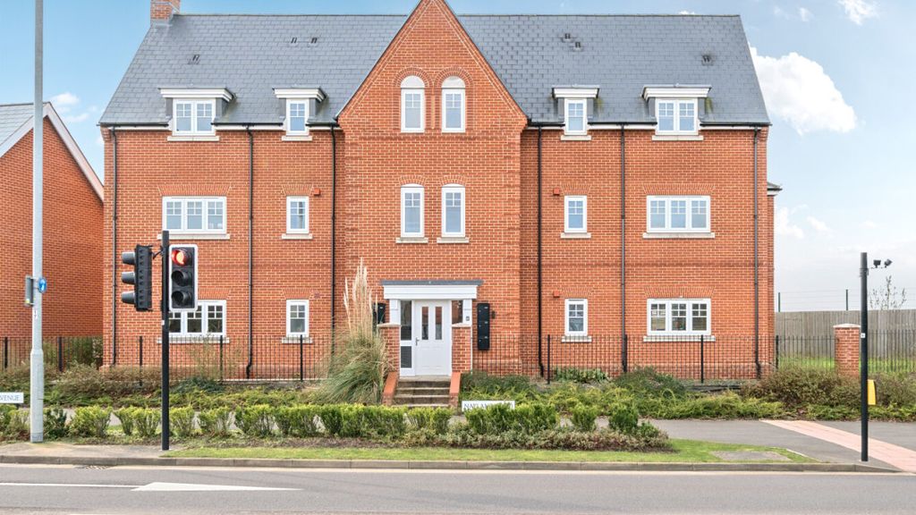 Property photo 1 of 11