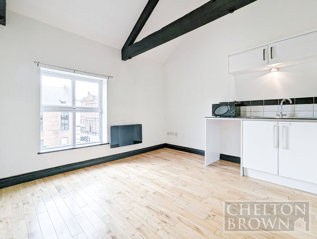 Property photo 3 of 19 Kitchen/Living Area