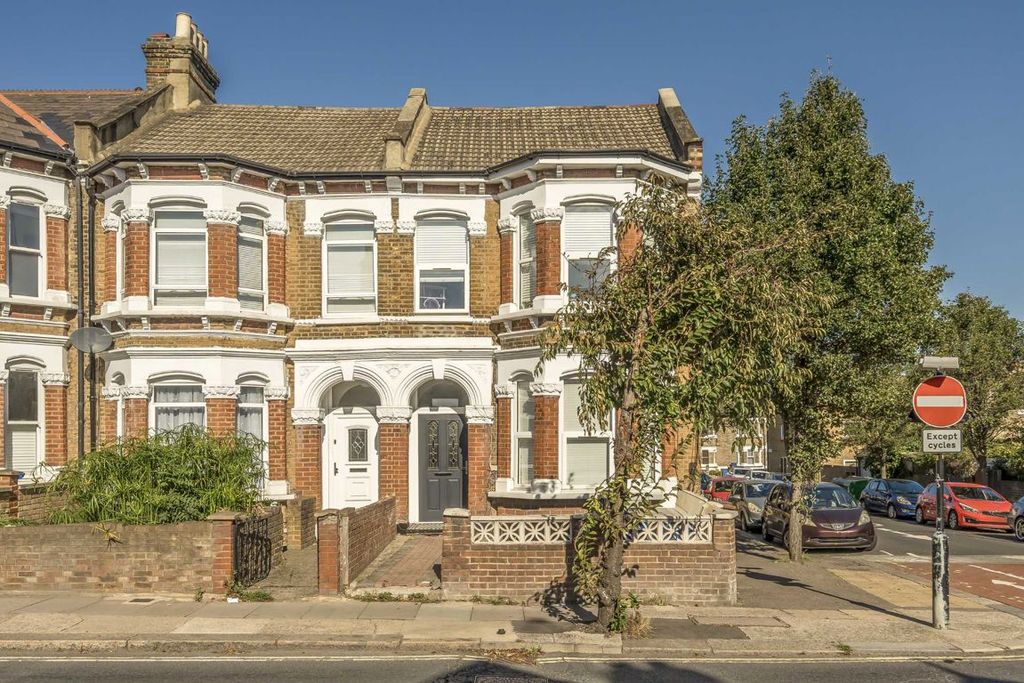 Property photo 1 of 1