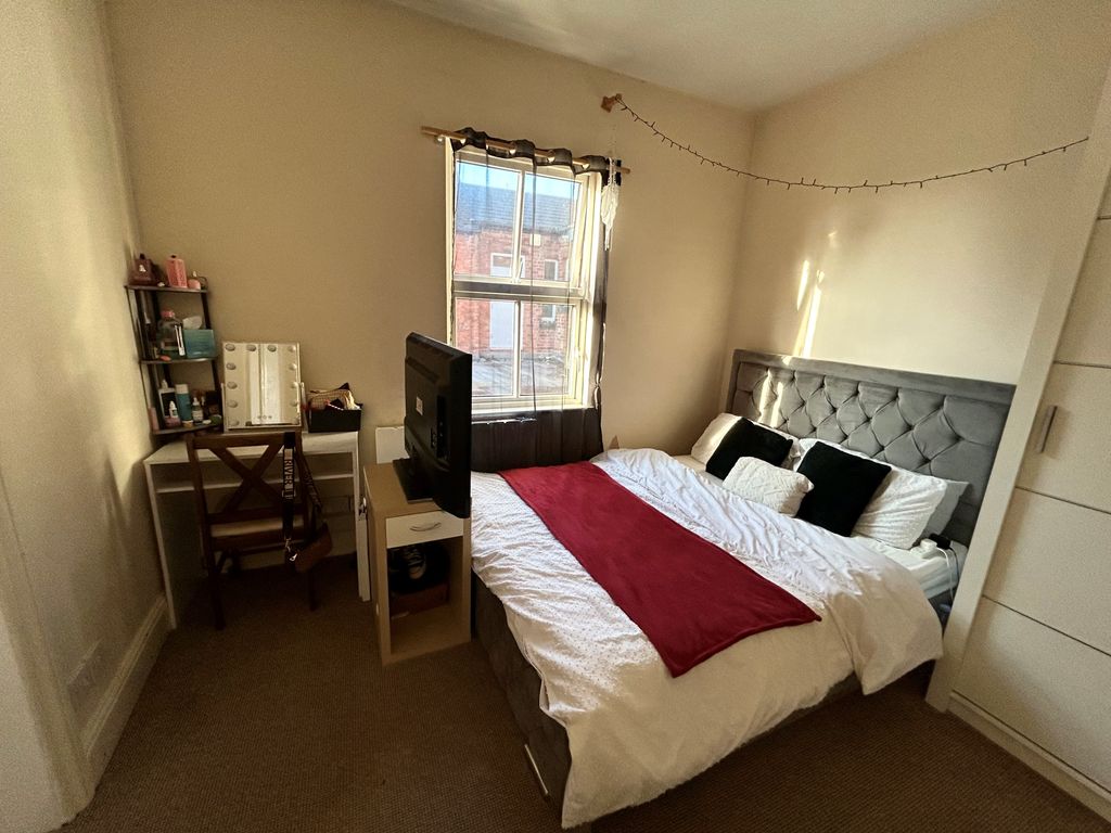 Property photo 2 of 4