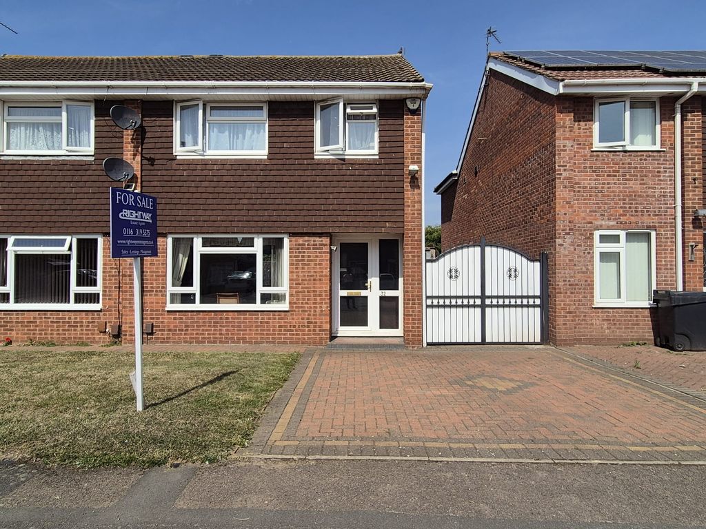 Property photo 1 of 13 Front