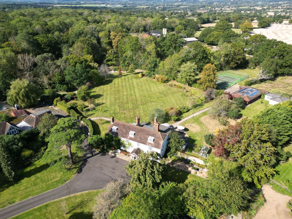 Property photo 1 of 45