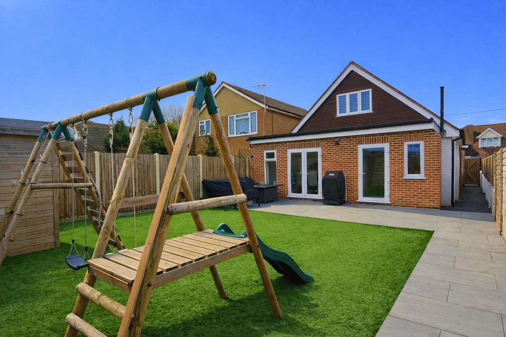 Property photo 1 of 21 Chatgpt Image Feb 20, 2026, 01_08_33 Pm.Png