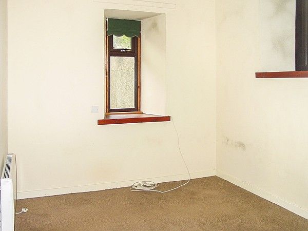 Property photo 3 of 7 Bedroom 2