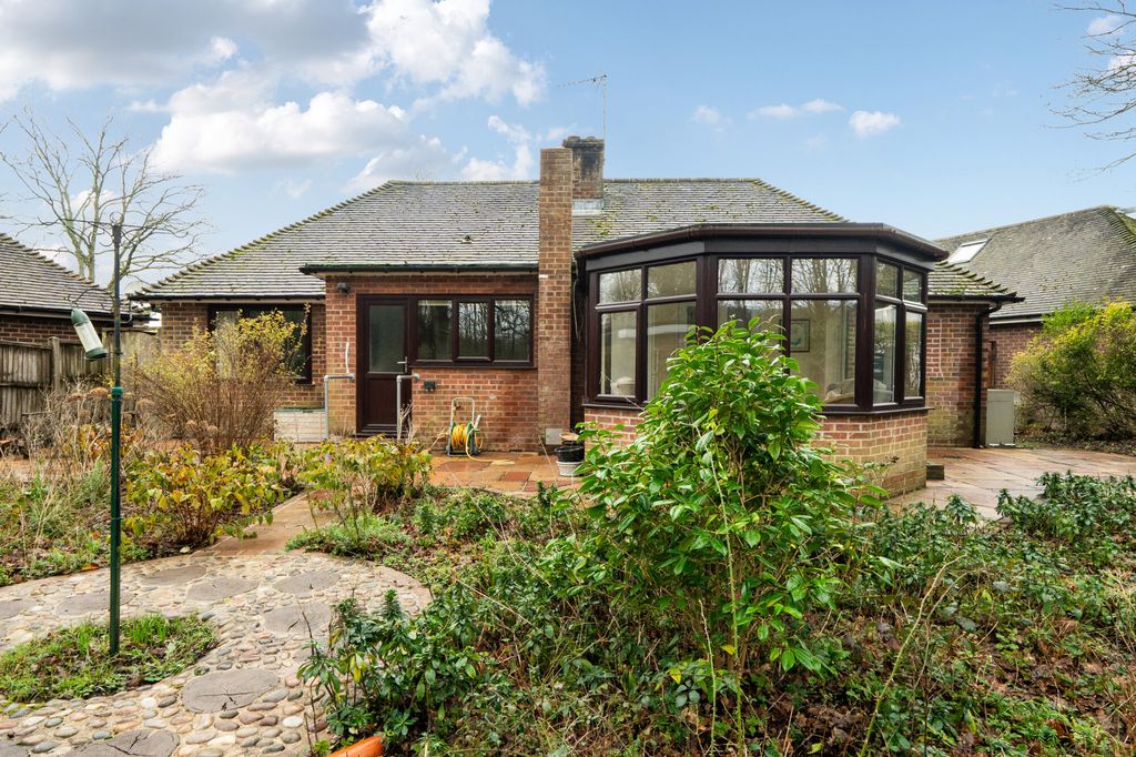 Property photo 2 of 13 2