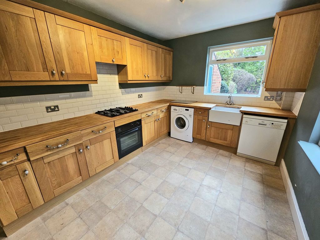 Property photo 3 of 16 Picture No. 15