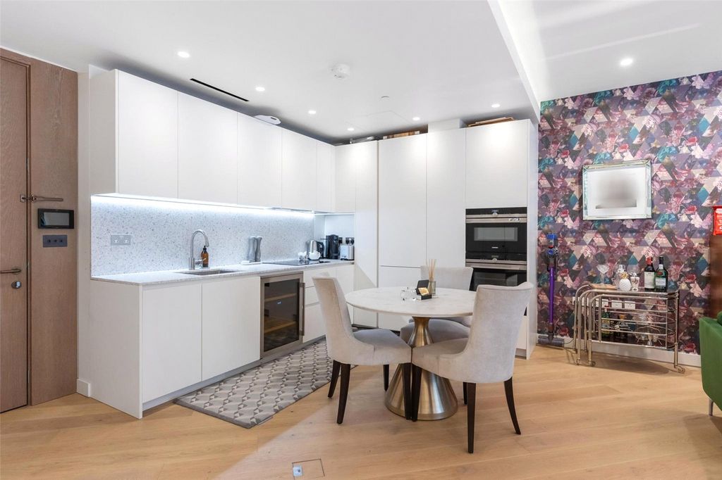 Property photo 2 of 14 Picture No. 03