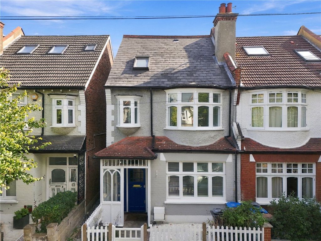Property photo 1 of 17 Picture No. 02