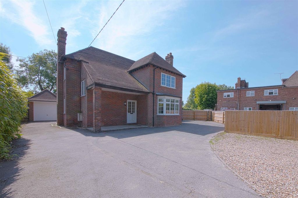 Property photo 1 of 16 Rjm_1942-34.Jpg