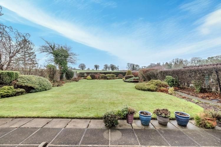 Property photo 3 of 27 23Birneyedge-37