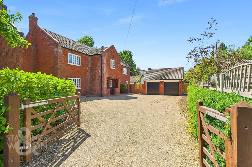 Property photo 1 of 28