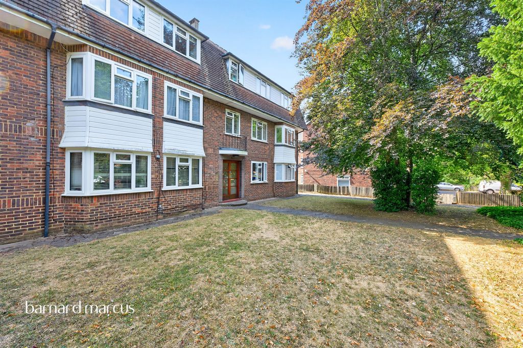 Property photo 1 of 10