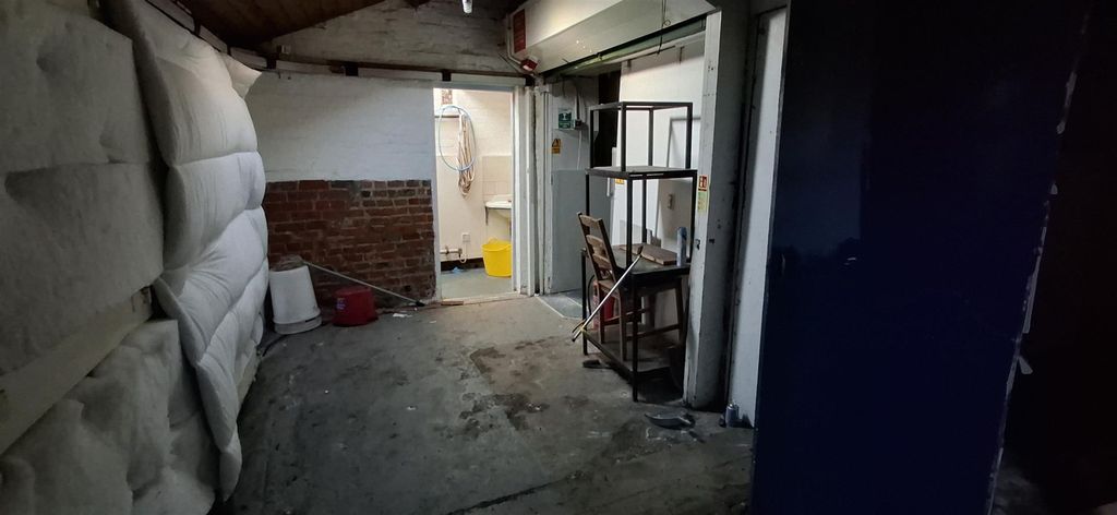 Property photo 2 of 4 20251124_100735.Jpg