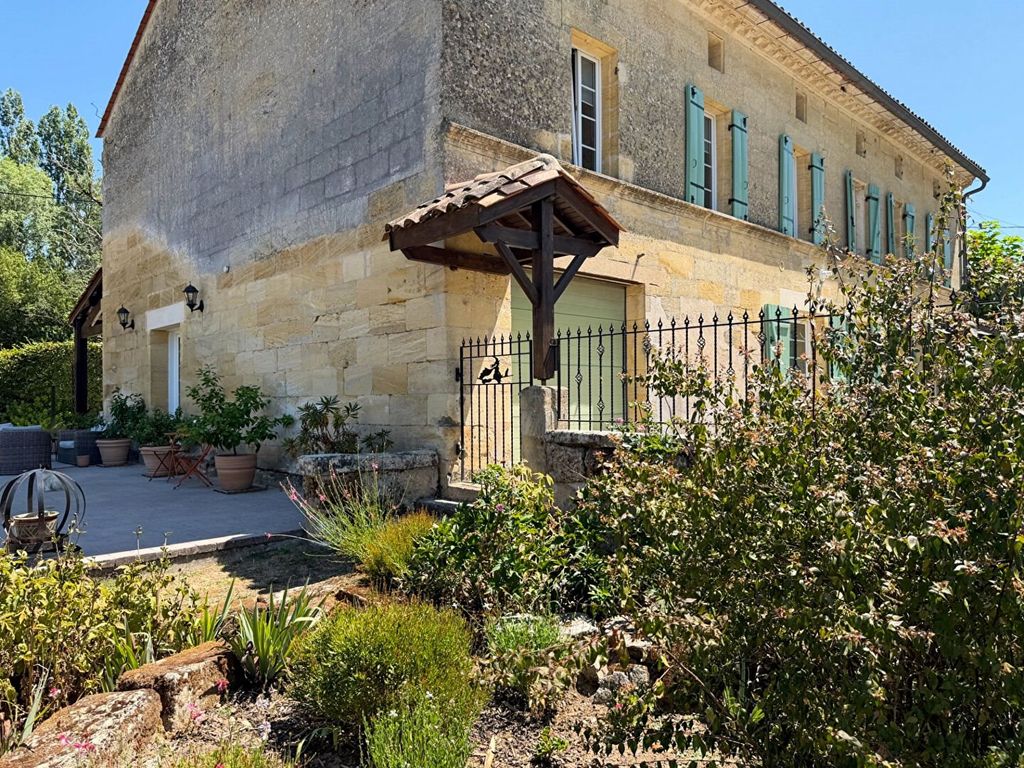 Property photo 1 of 18 Charming House Near Saint-Émilion