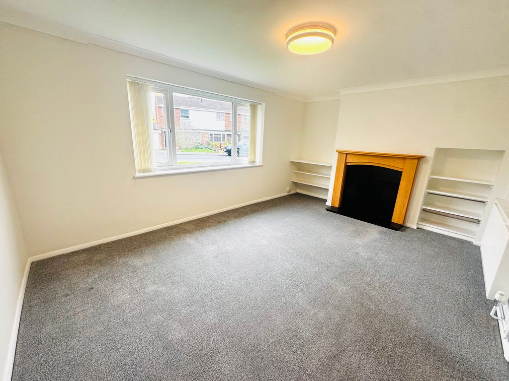 Property photo 3 of 18 Image